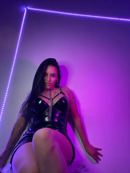 My domme outfit gives me control over everything….