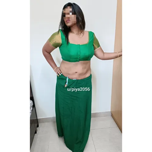 Ur DesiCAMgirl Priya is here| Come have fun horny💋bulls & guys| Nasty comments only| I love them👅