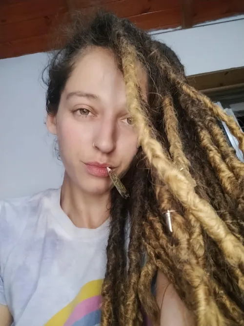 Hope u won't mind if i'll be smoking while the ride