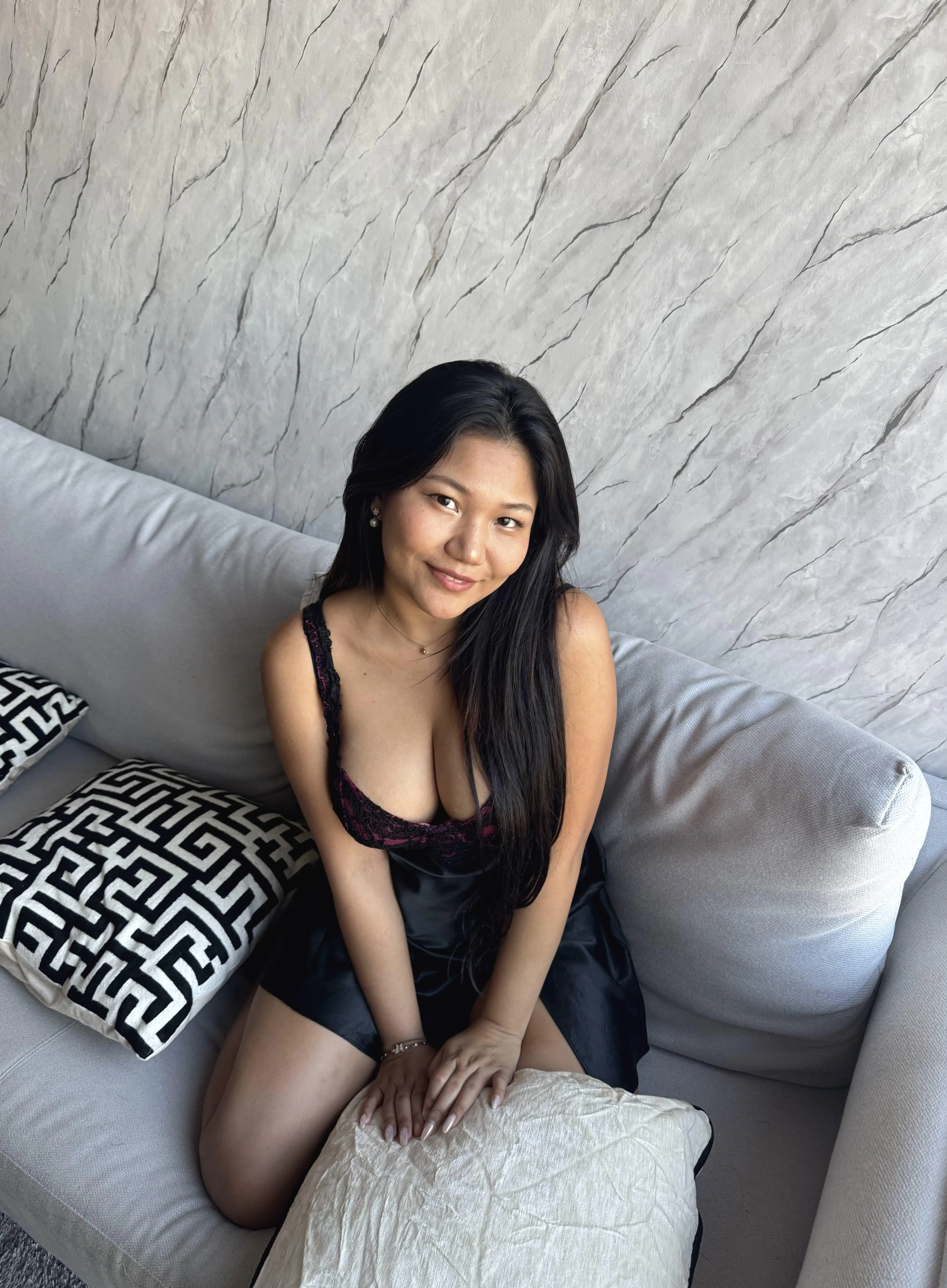 I'm a horny wife, would you fuck me? Say Y or N