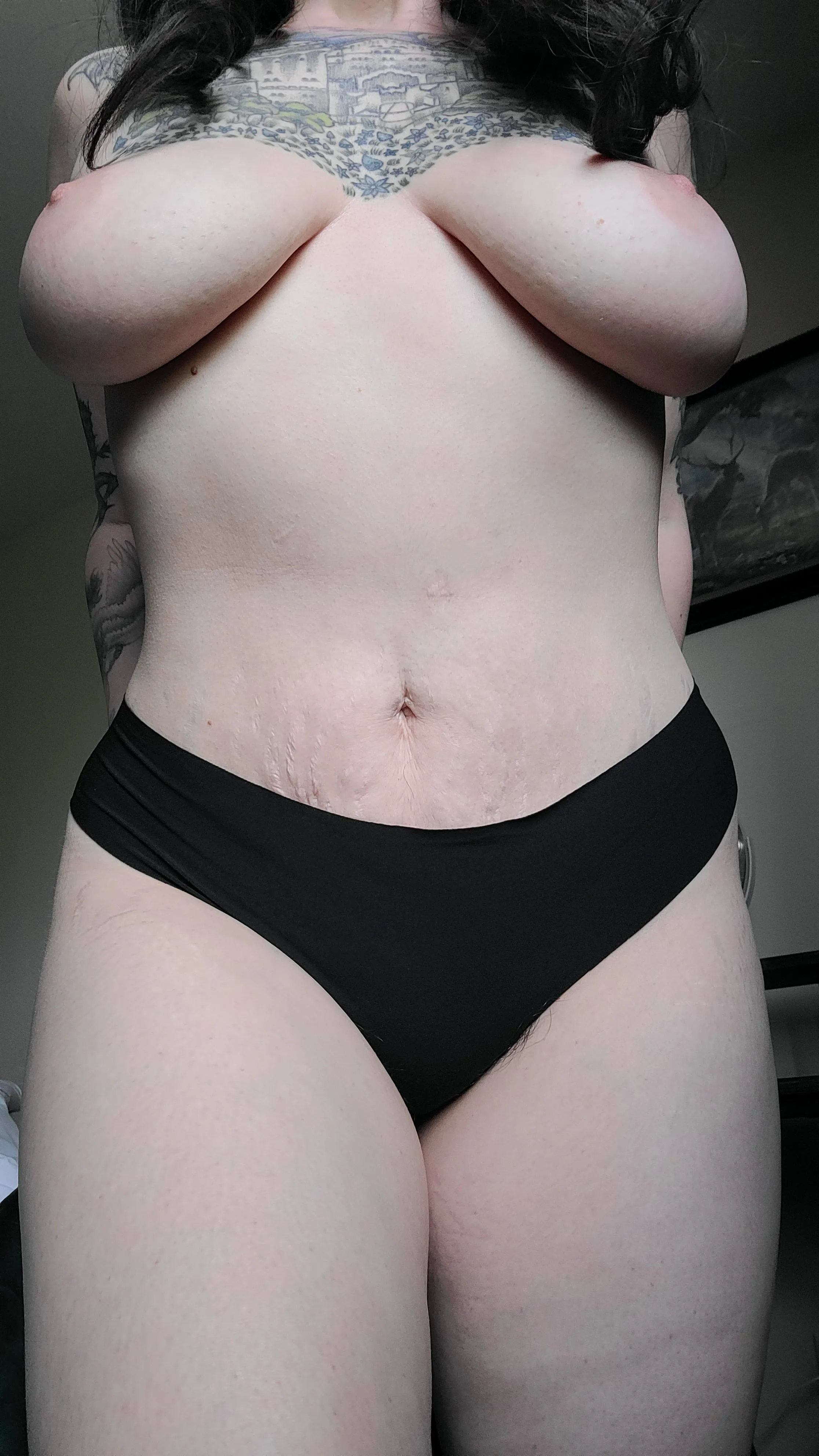 I'm a sucker for nipple play