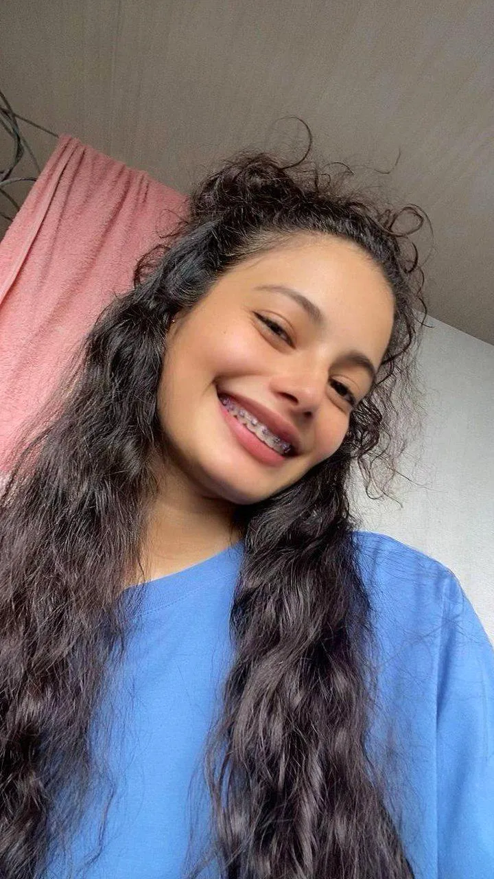 I'm attracted to older men who prefer petite girls with braces....18f