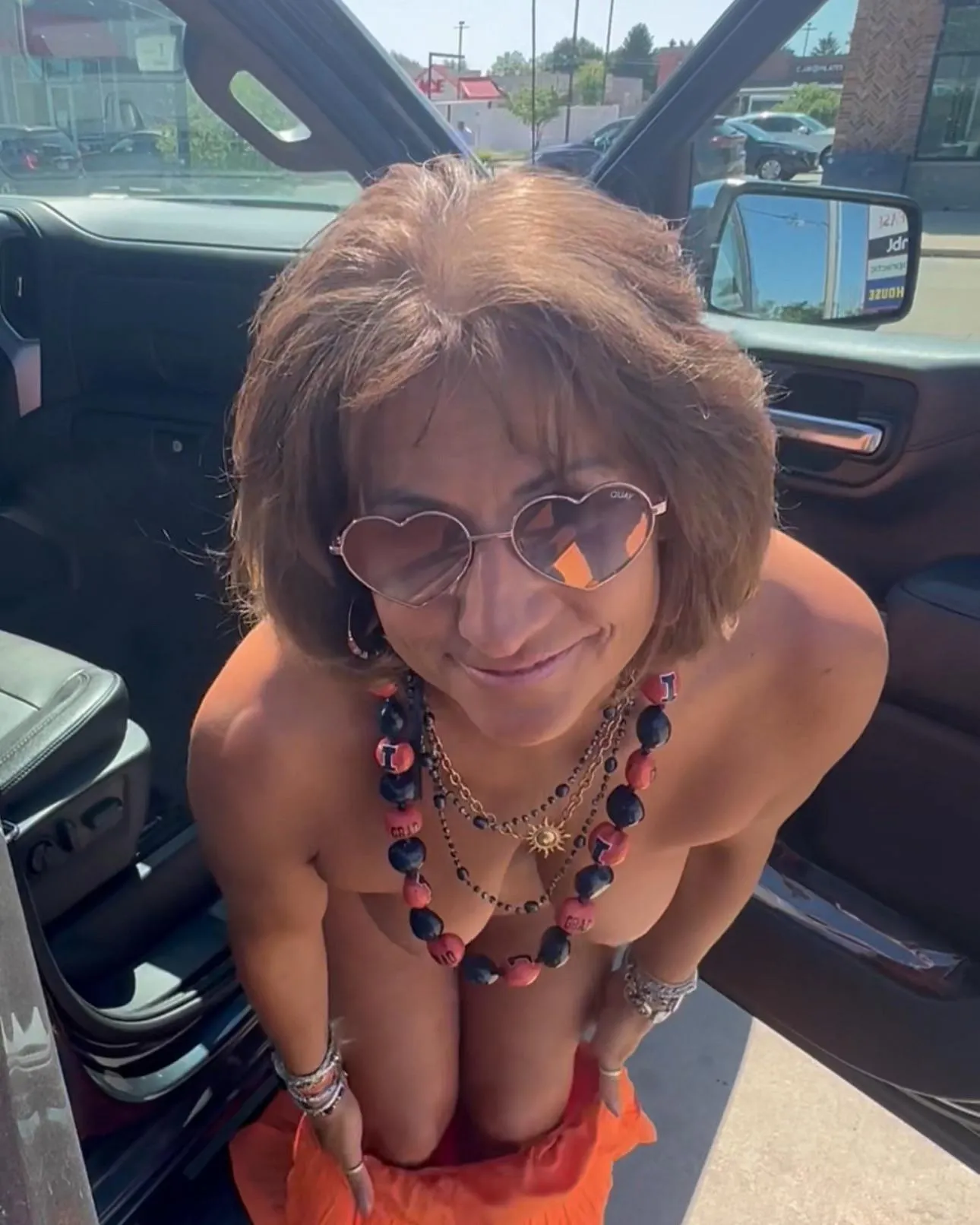 I’ve done shout outs from many places… offering longer ones this weekend so chime in soon! https://www.loyalfans.com/bicougardi