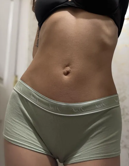 My panties today 💚