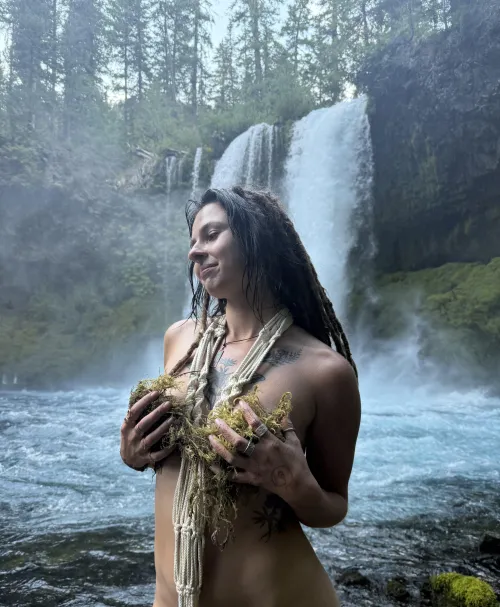 You can find me in da moss