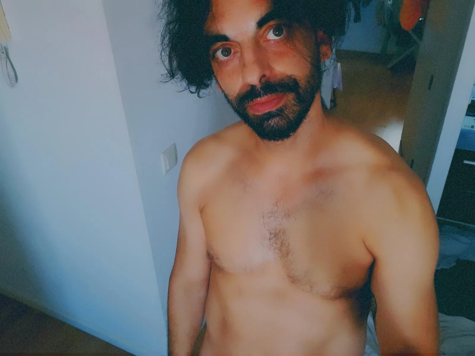 Alguna mujer con ganas de quedar y pasarlo bien?💕