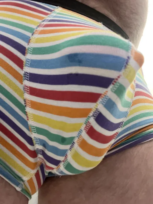 Anyone want to taste my (45m) rainbow?