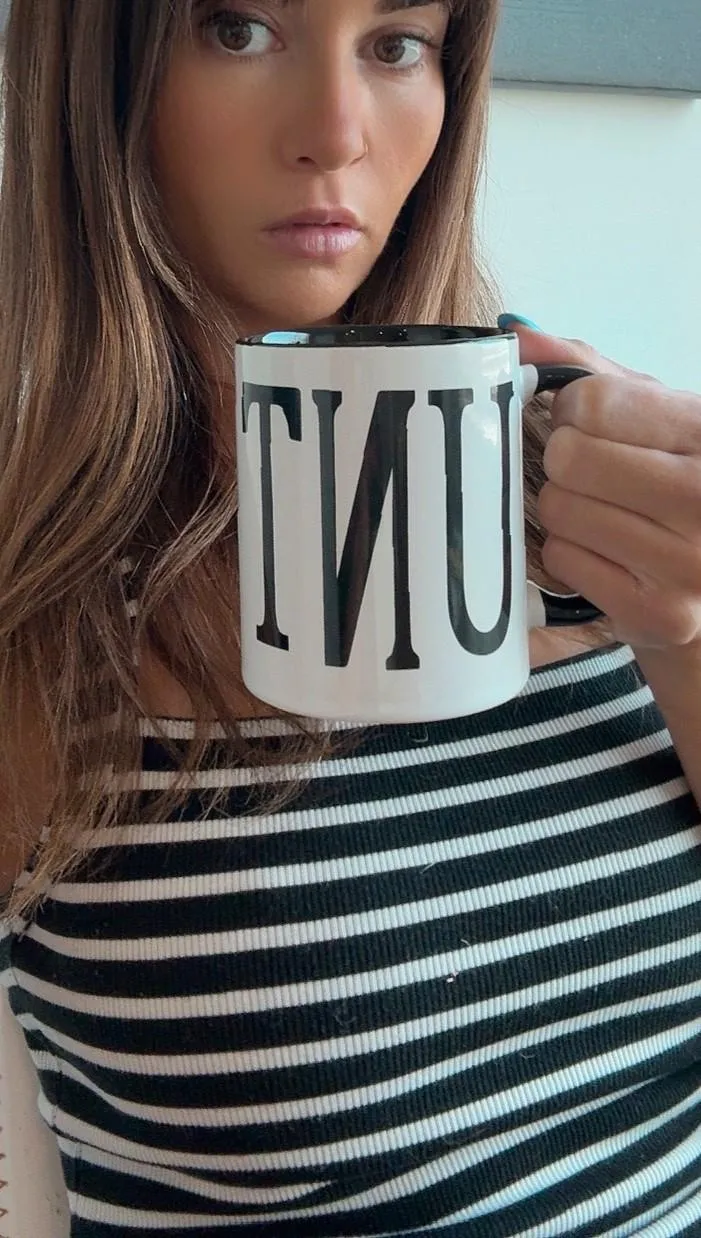 are there any redditors that would want to fuck me if they had the chance?