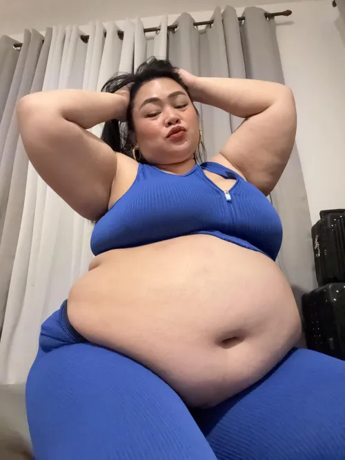 Big belly party! Be my fattiest self! 🐽💕