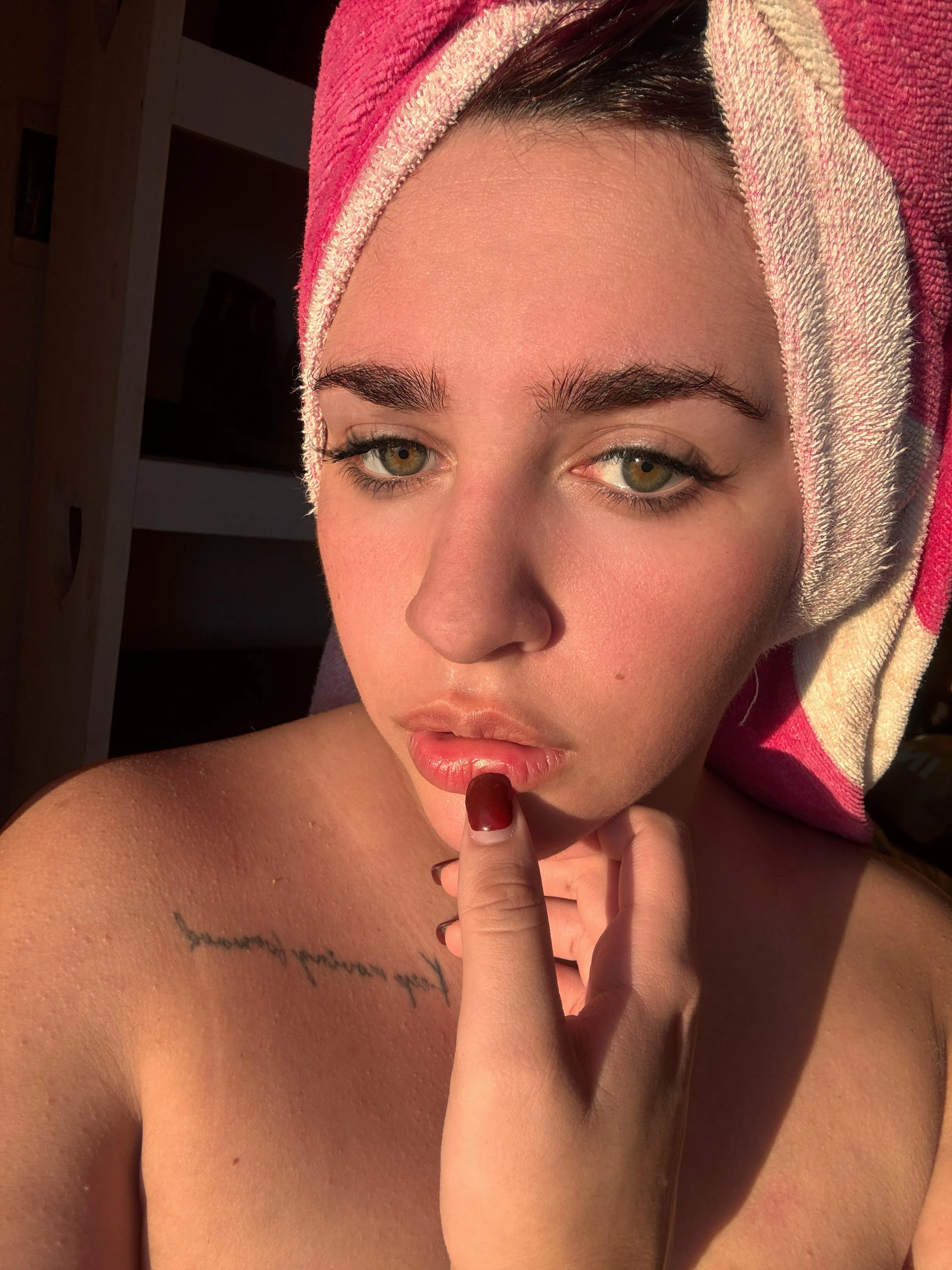 Can you tell I just got out of the shower or is the shine just from the sun?