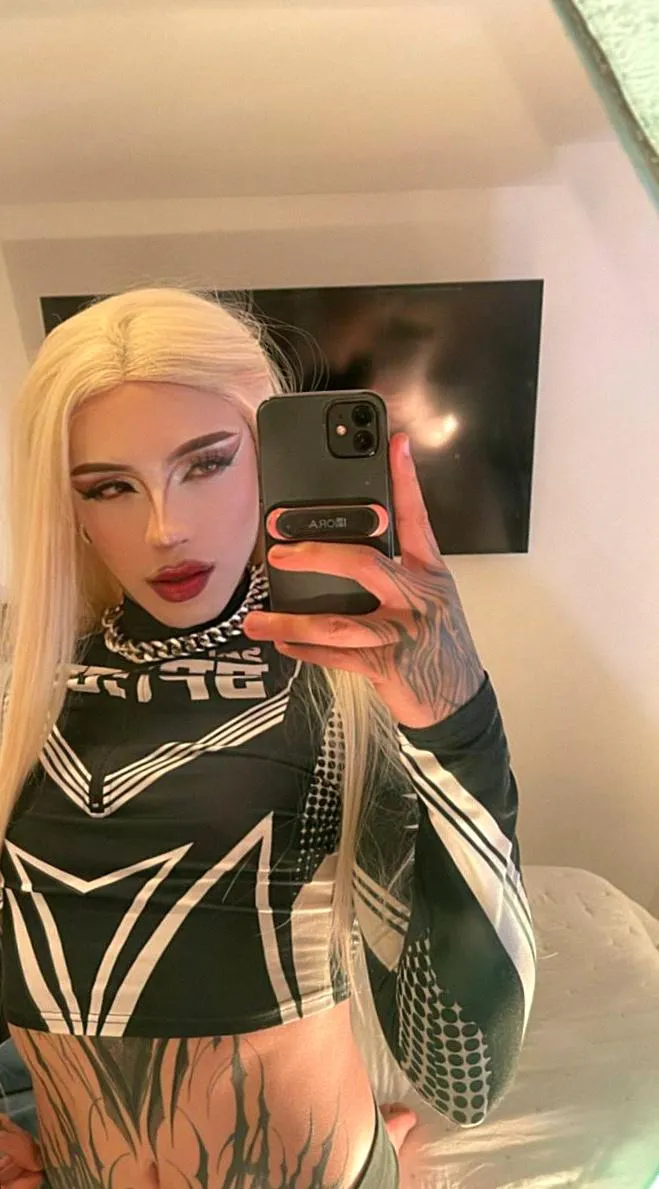 Do I look innocent… or just ready to ruin your focus?