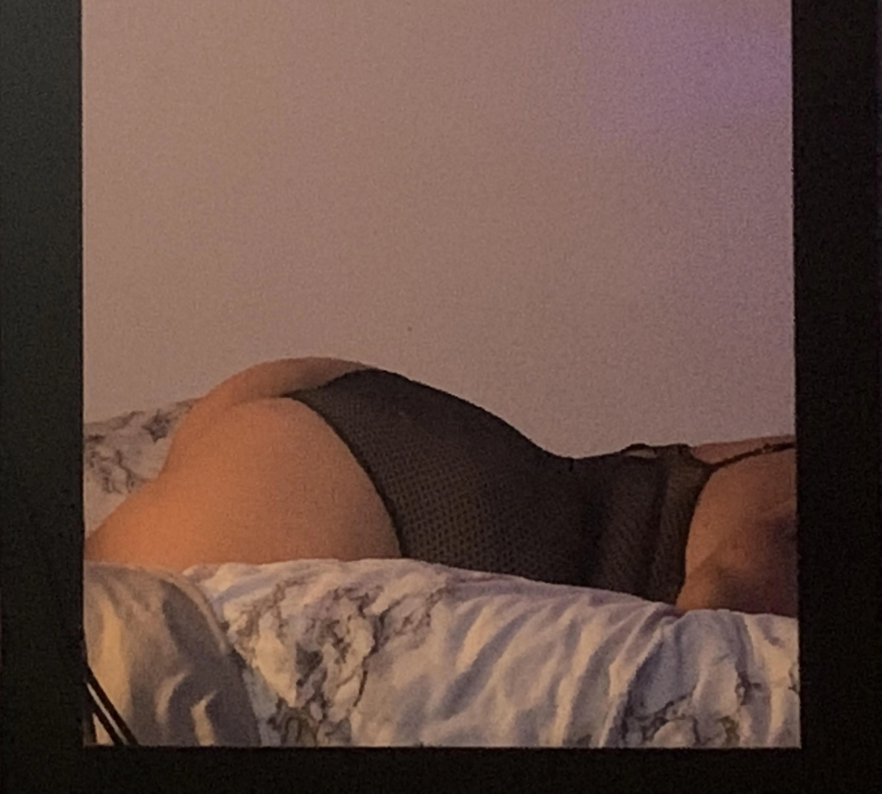 [f]inally the weekend 🥳 💋