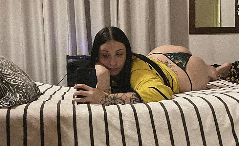 love it when ur staring at my peaches