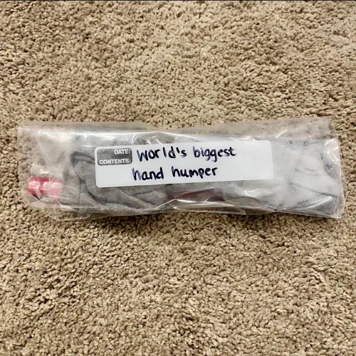 This is how I gave a beta bitch my used, cum-filled panties.