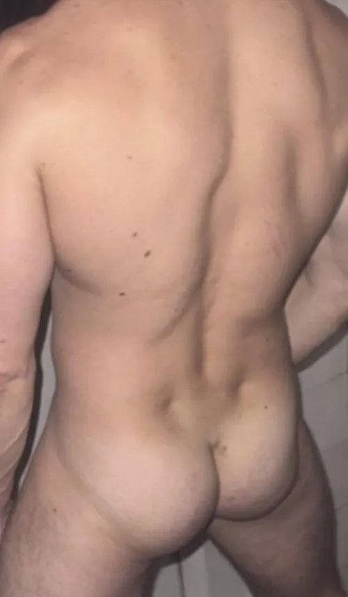 Wer will unkompliziert deep geblasen werden bis es kommt? Gerne WC Kabine Mariahilfer Mäci schnell