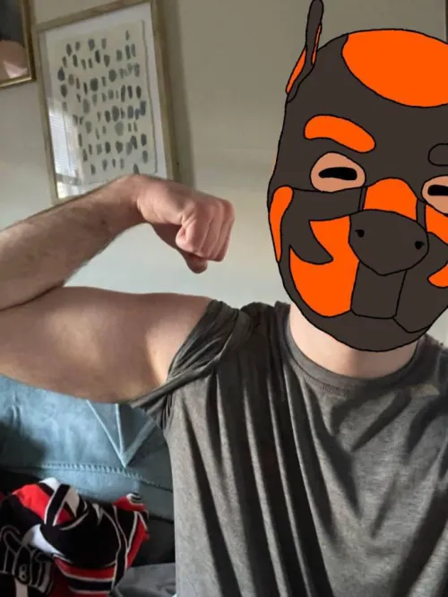 Working on getting stronger, that way it’ll be easier for me to pin you down 😈