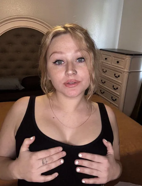 you ever tasted a mommy wetter than her toddler’s sippy cup