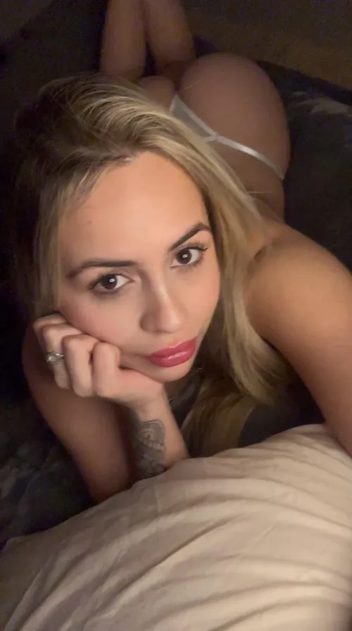 19F been horny lately hmu