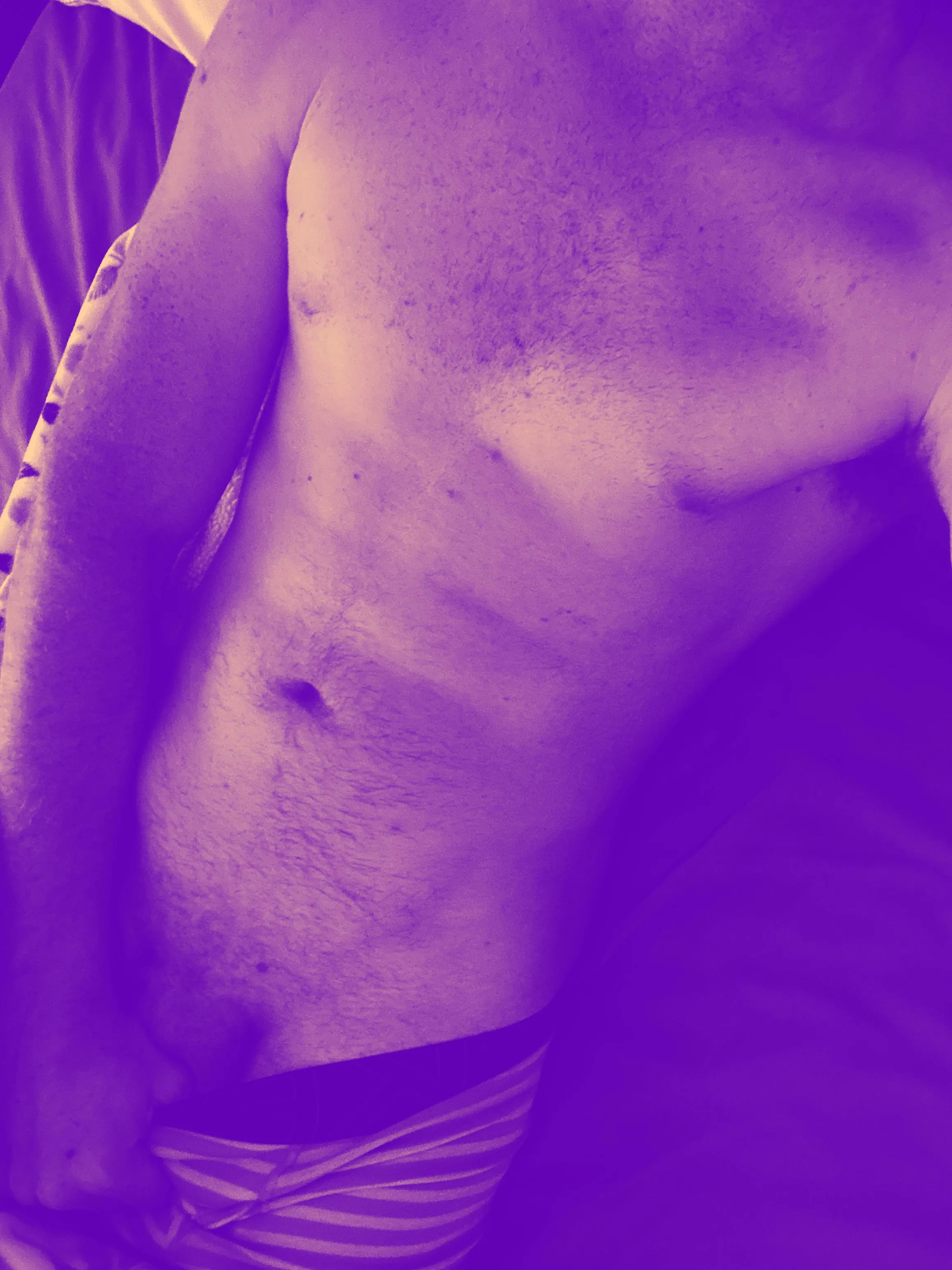 32 [M4FM] #Knoxville - hosting hotel room Gloryhole for ladies!