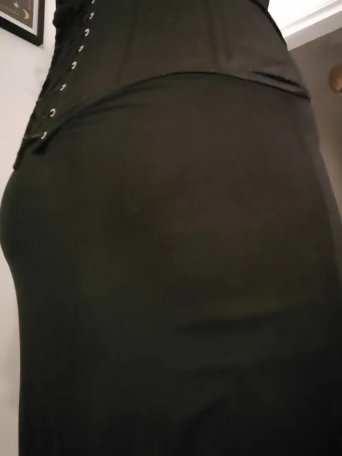 [34] [T4A] Near Portsmouth - Trans woman for virgins (18+ ONLY)