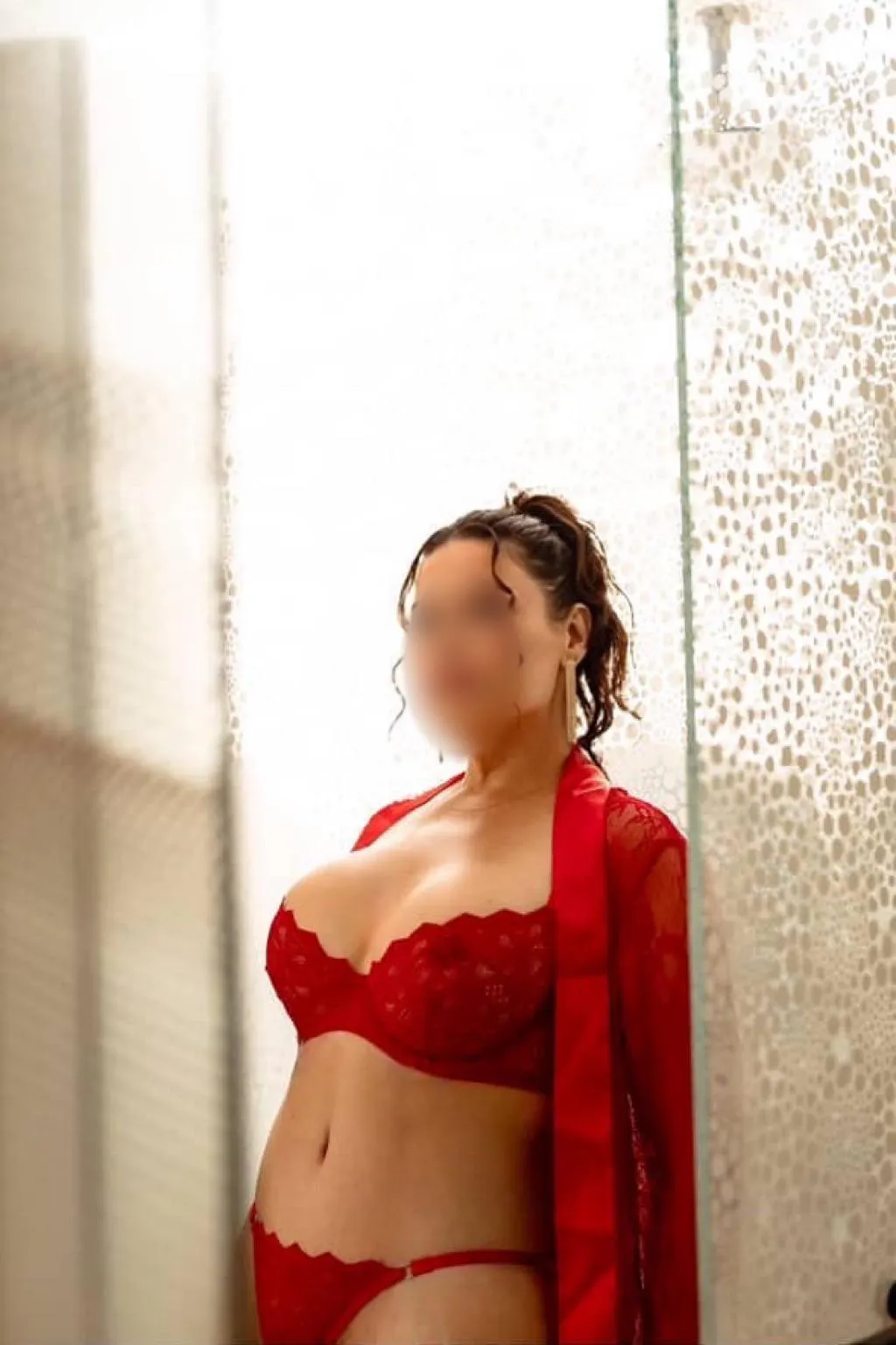 A STRESS-MELTING SENSUAL MASSAGE 💕 ROSA-availble today 4 till late/ sat 11am-late kangaroo point