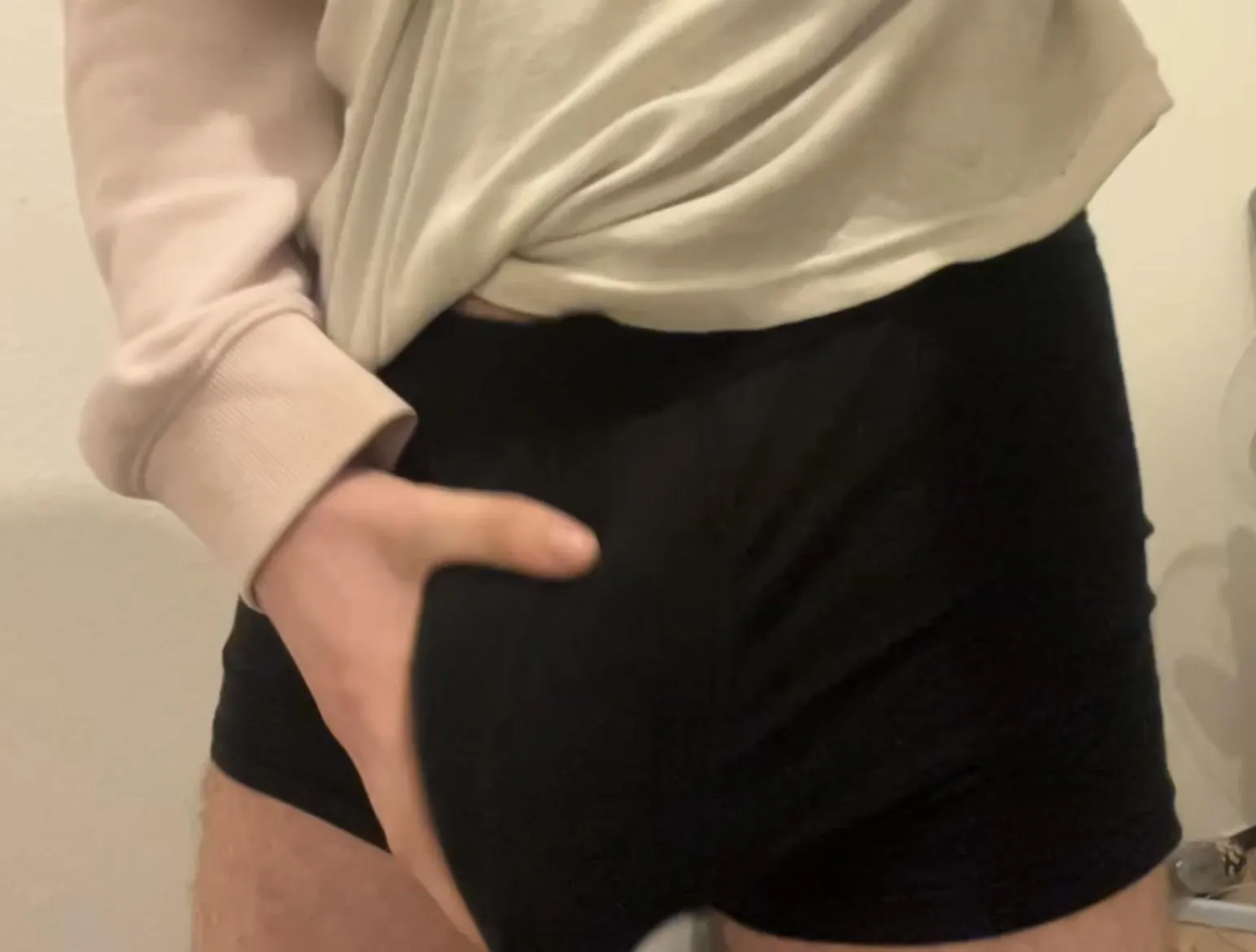 come lose against my white horsecock