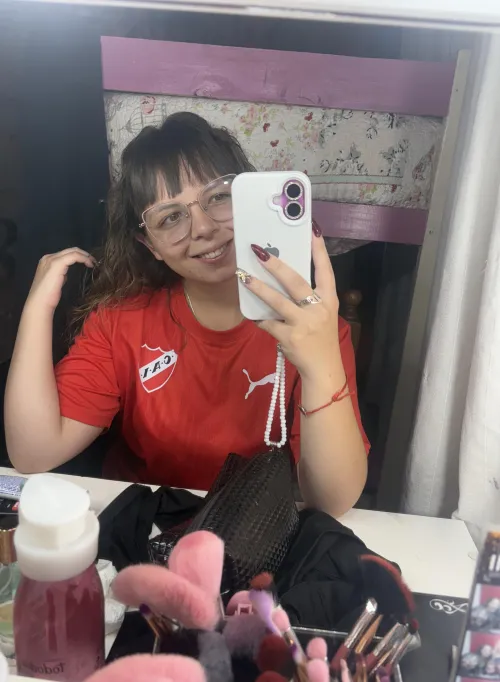 Et si tu me guidais vers ce que tu aimerais sentir sous mes caresses… ? 🙈