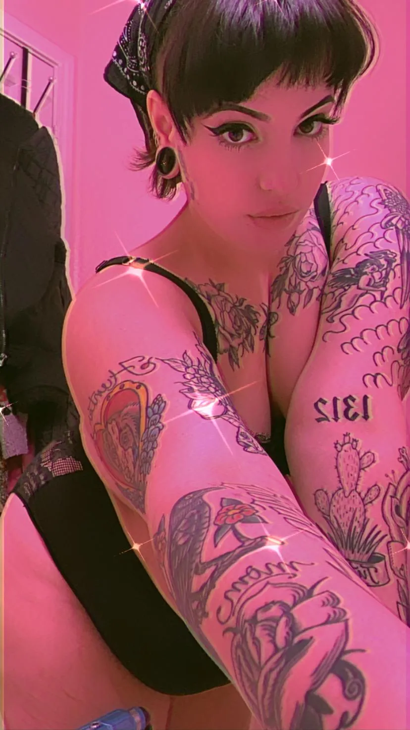 Goth gf application here: