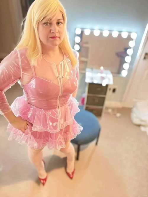 I love showing my legs 😍