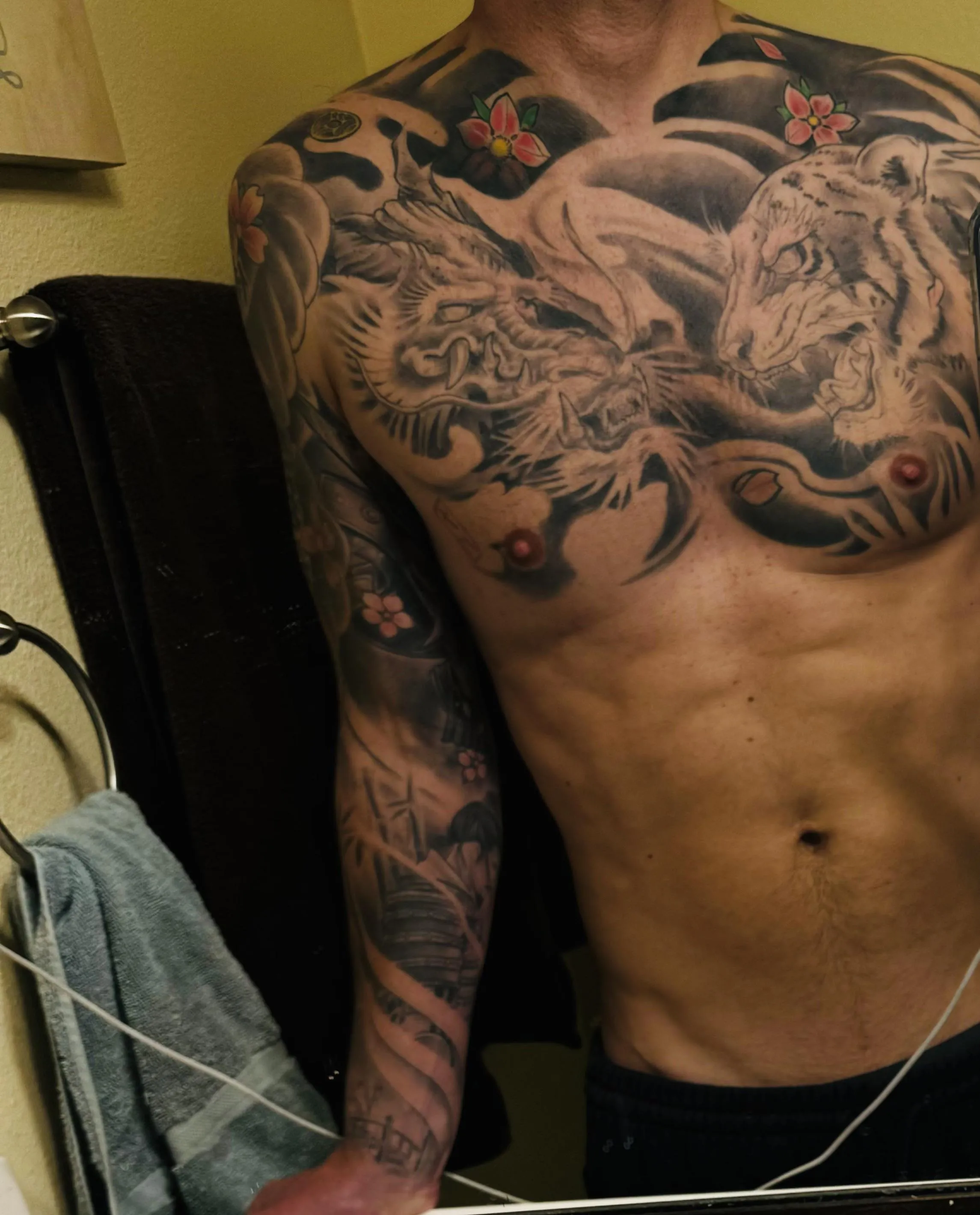 Looking for a cuck couple