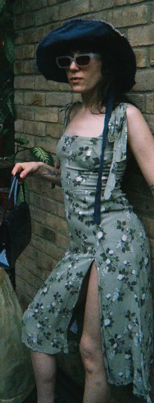 What a body, that dress fits so so well