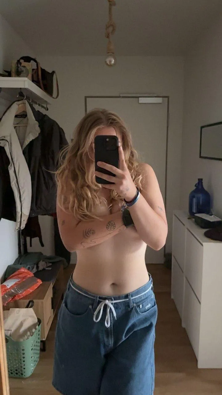 Wie sehr stört dich mein Arm ? 😏😈