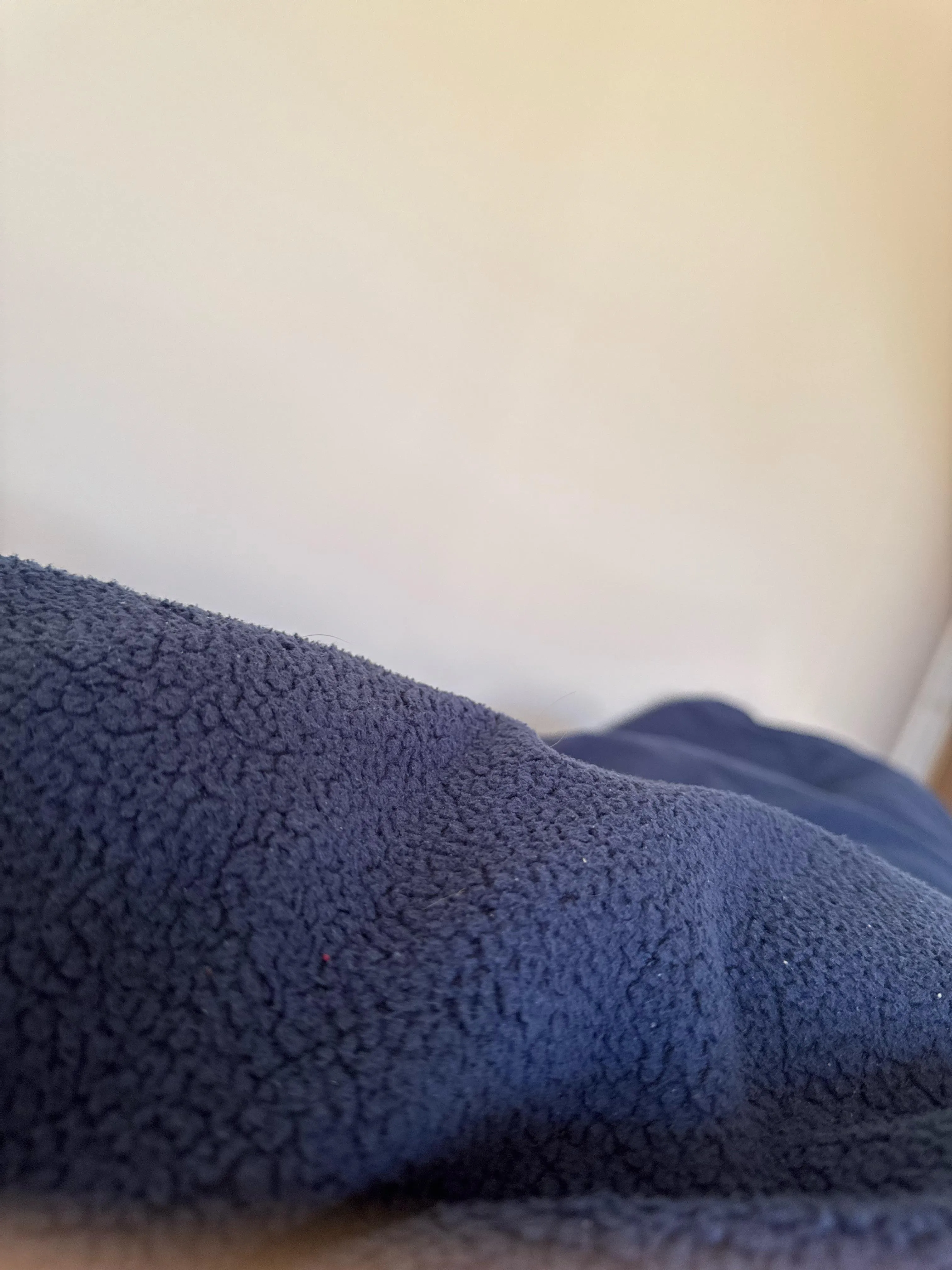 20 M UK any hot bods and cocks able to help distract me? Life's shit rn and I just wanna forget, UK pref but don't mind (face and cock is sexy) I might send idk. Snap: sky46789