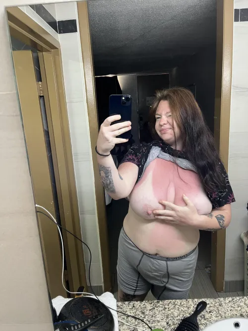 A little sun never hurt (oc)