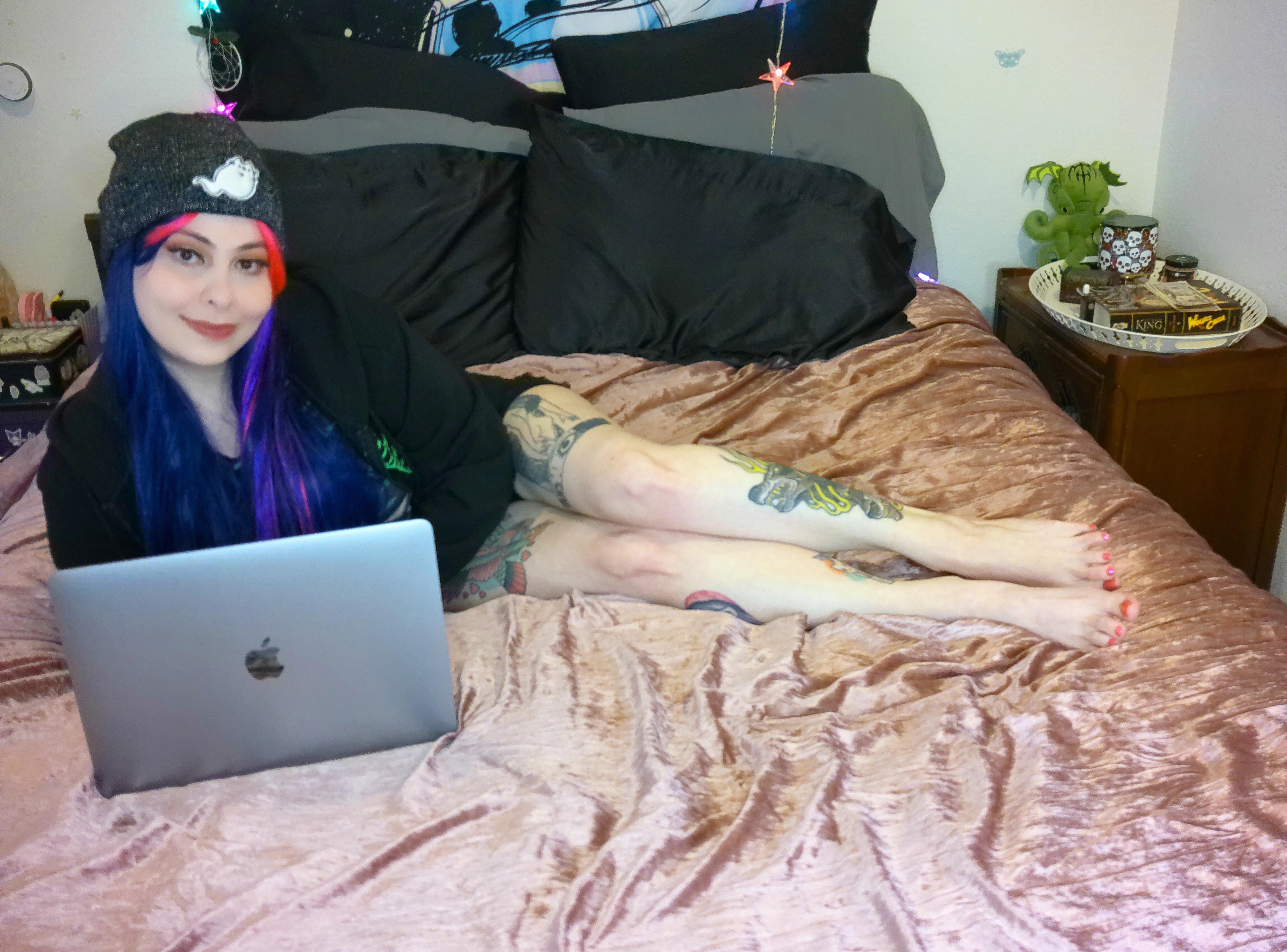 A sly smile and little toe wiggle are all it takes to make you spiral.