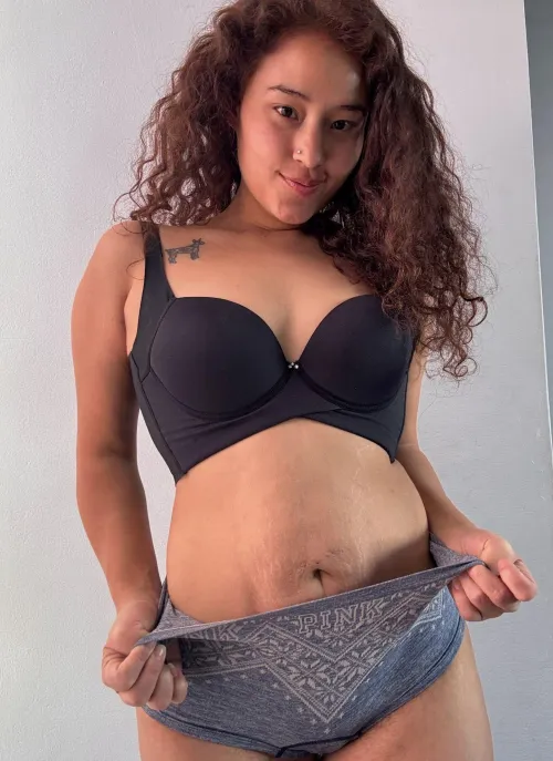 Do stretchmarks turn you on