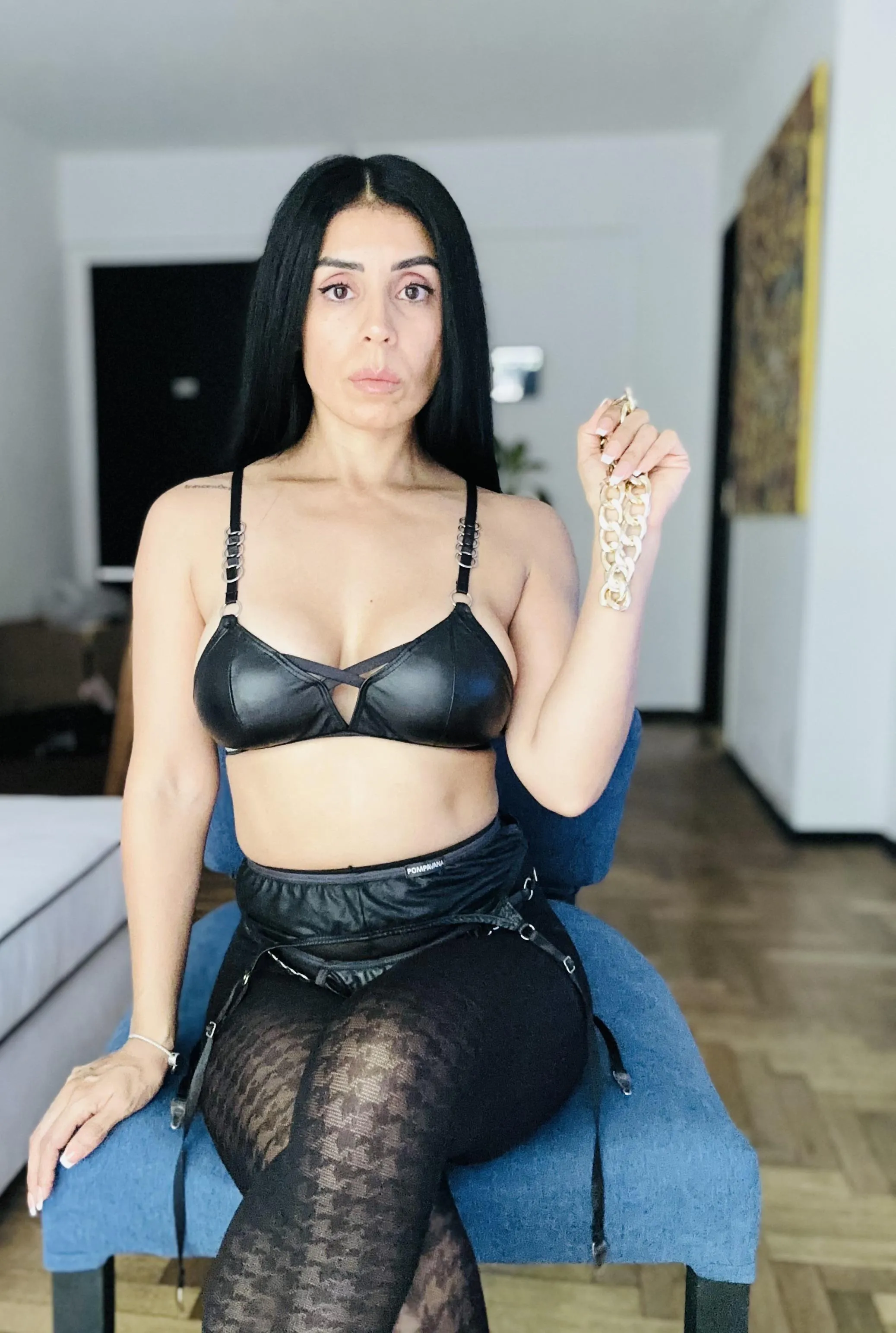 Empty your wallet, fill my life