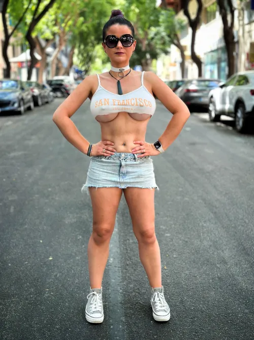 Miniskirt and underboob 🤍 I love advertising I’m a sIut in public.