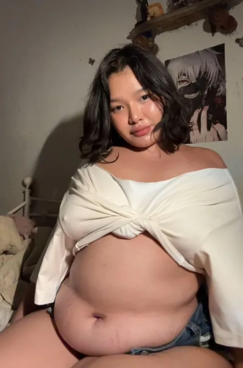 Woke up still bloated from last nights stuffing…