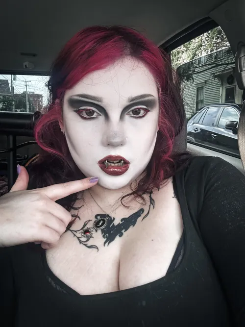 your real life vampire goth girlfriend~