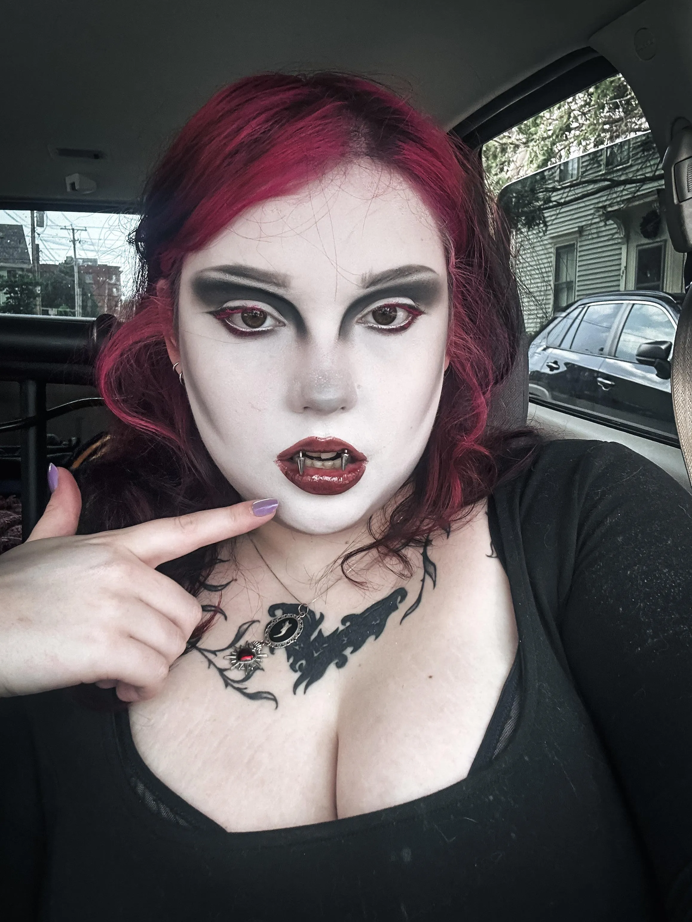 your real life vampire goth girlfriend~