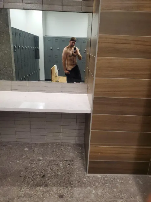 (40) M4F Ask nicely...