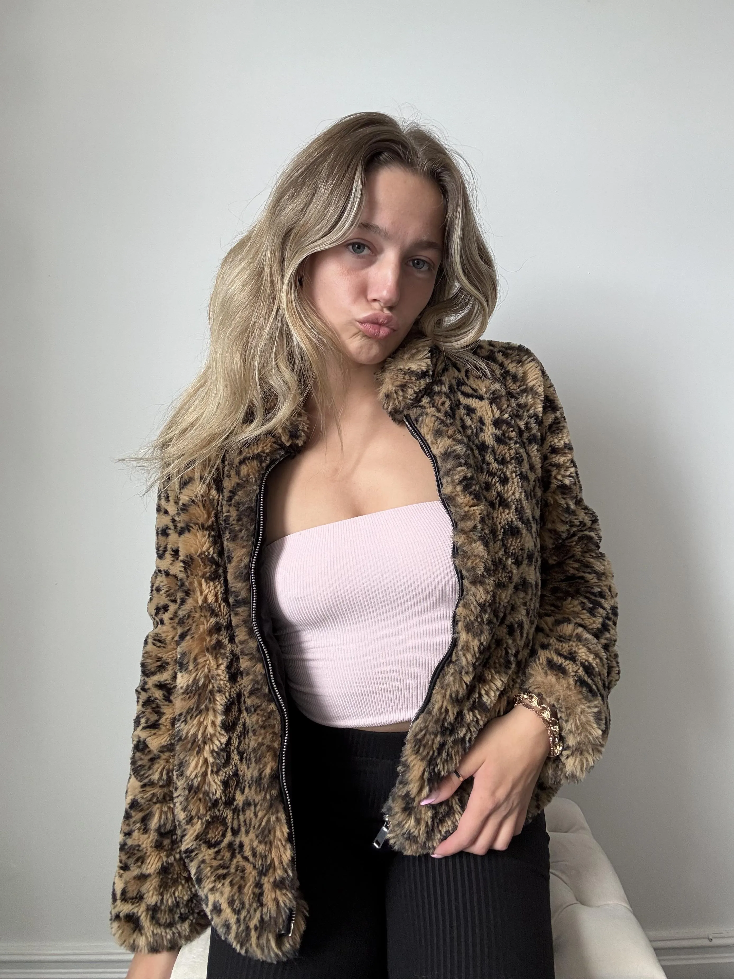 Can’t get me out of your mind? 😇