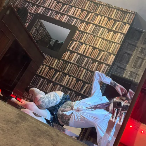 does my knee socks make you feel a way