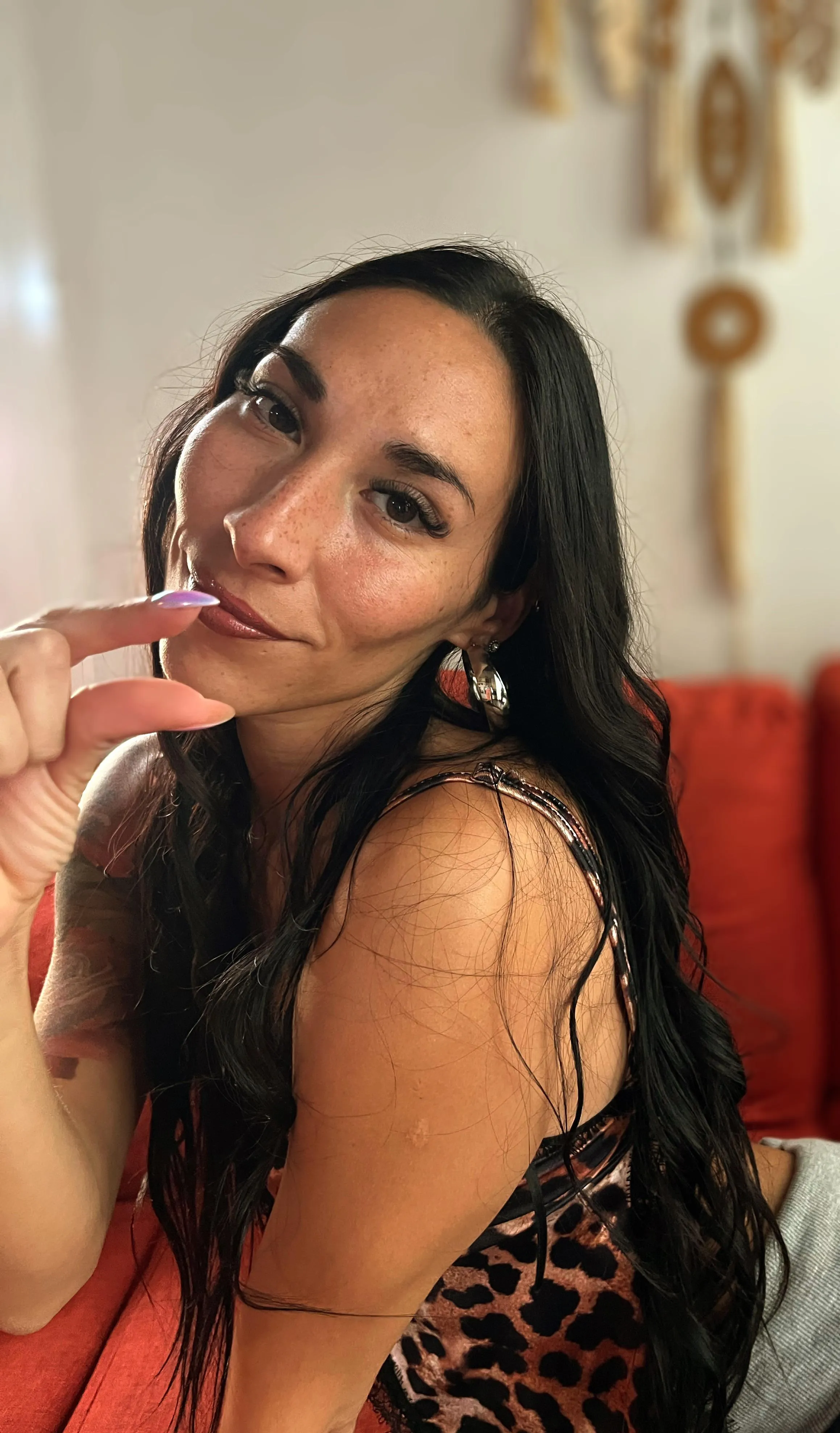 How pathetic. You're useless, but at least you make me laugh.