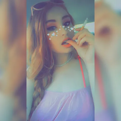 😈 I don’t smoke anymore but I love this pic nonetheless & figured I would share