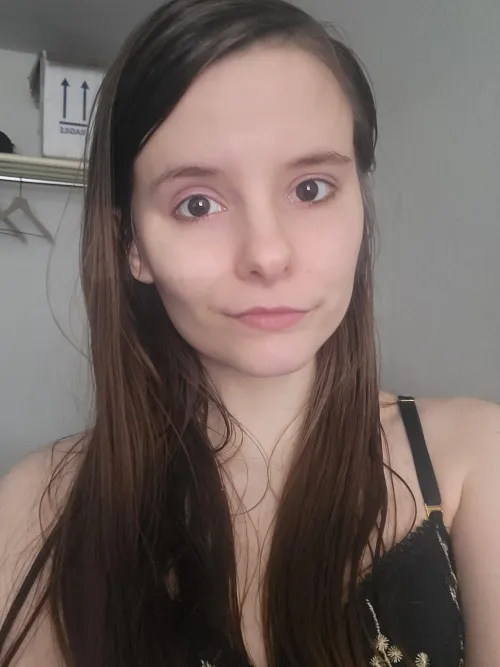 I hope your morning was amazing, I spent mine lazing in bed like an overlord 💙