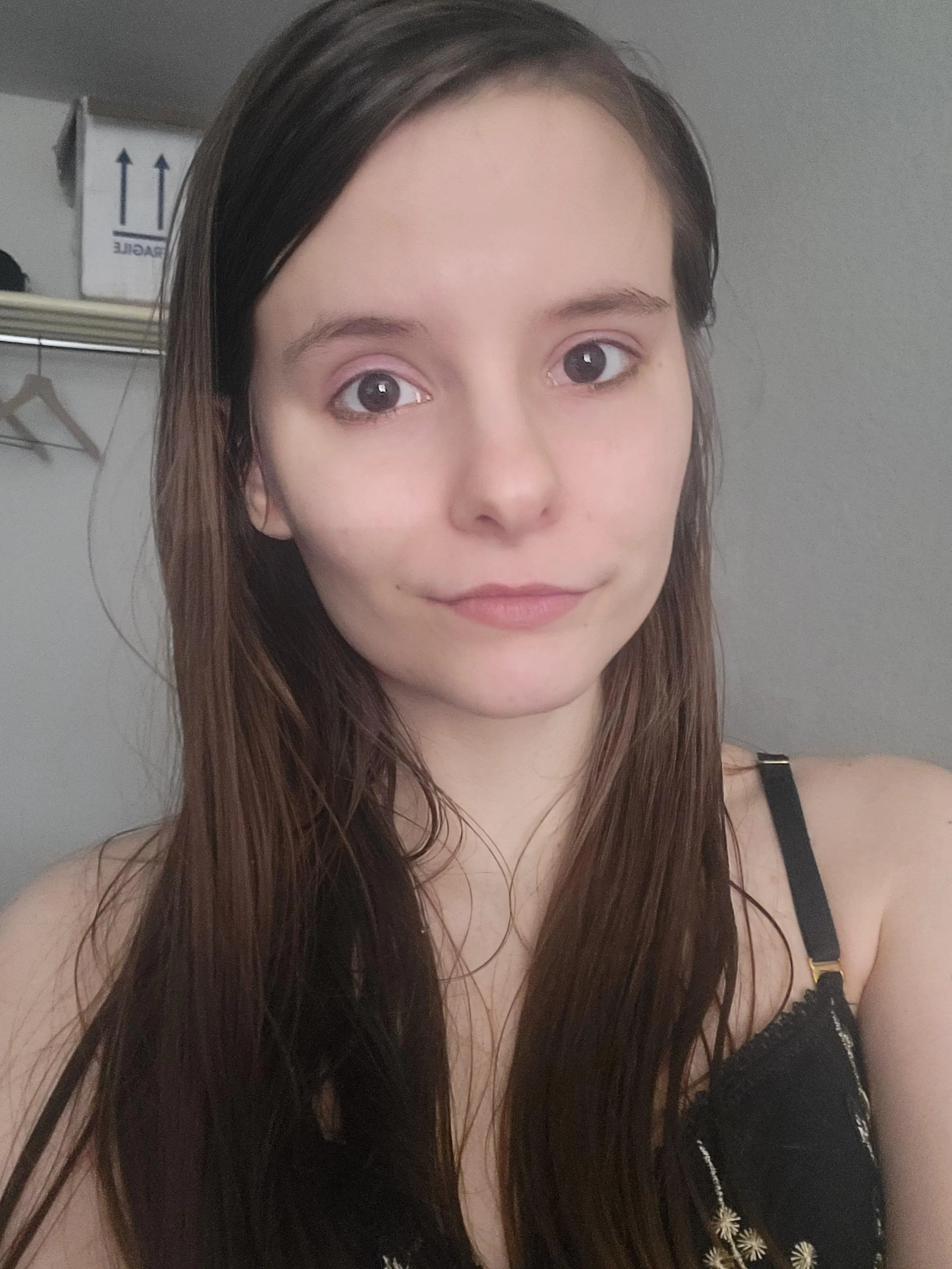 I hope your morning was amazing, I spent mine lazing in bed like an overlord 💙