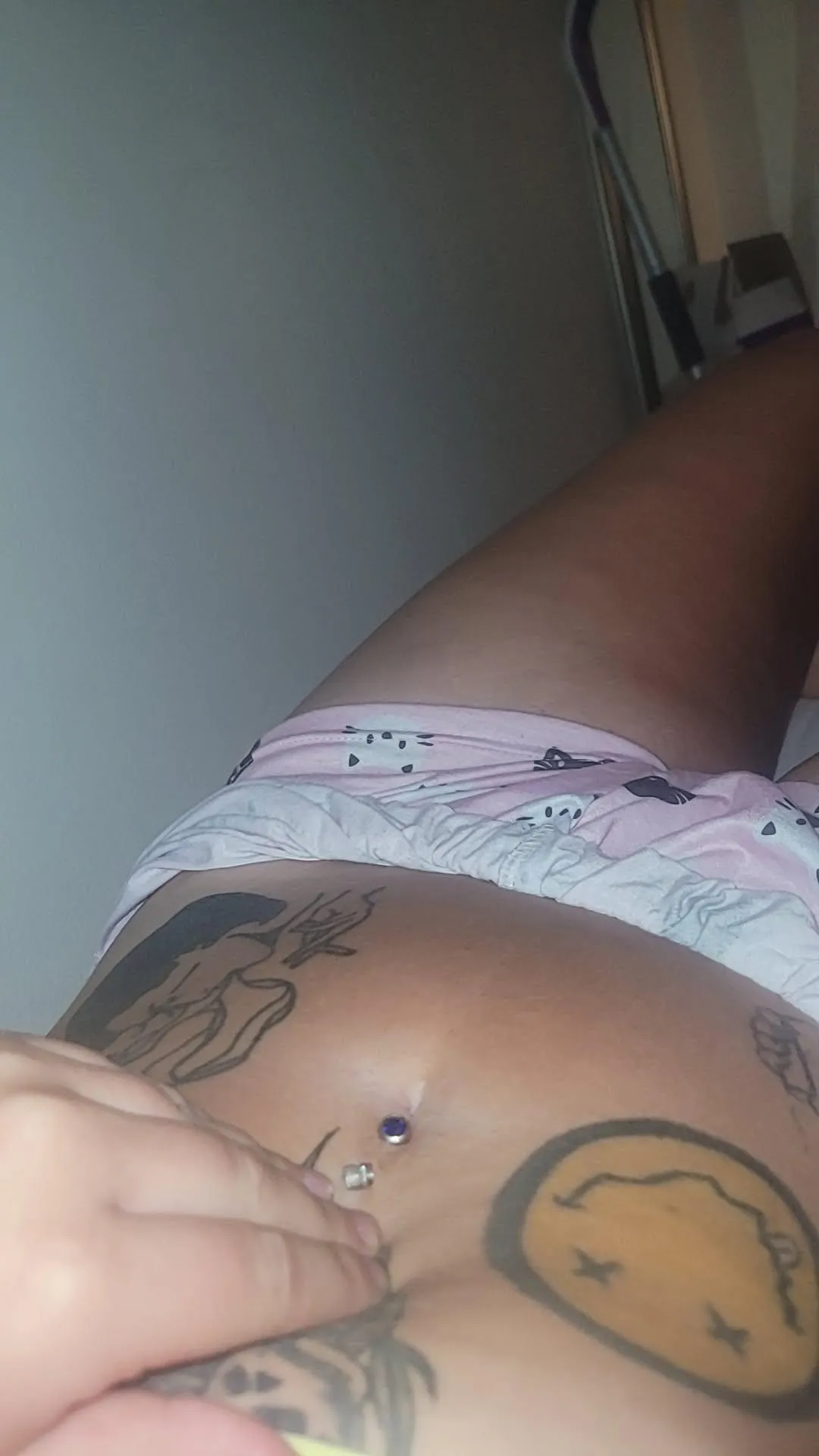 I wish your tounge could clean out my navel