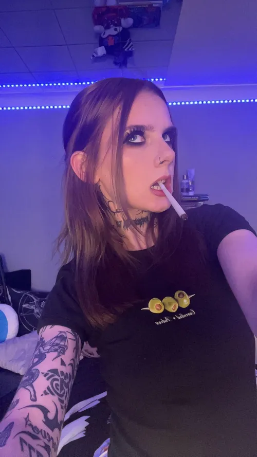 be truthful am I cute enough to smoke with xx